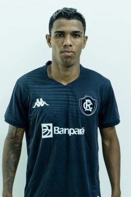 Dioguinho (footballer) .